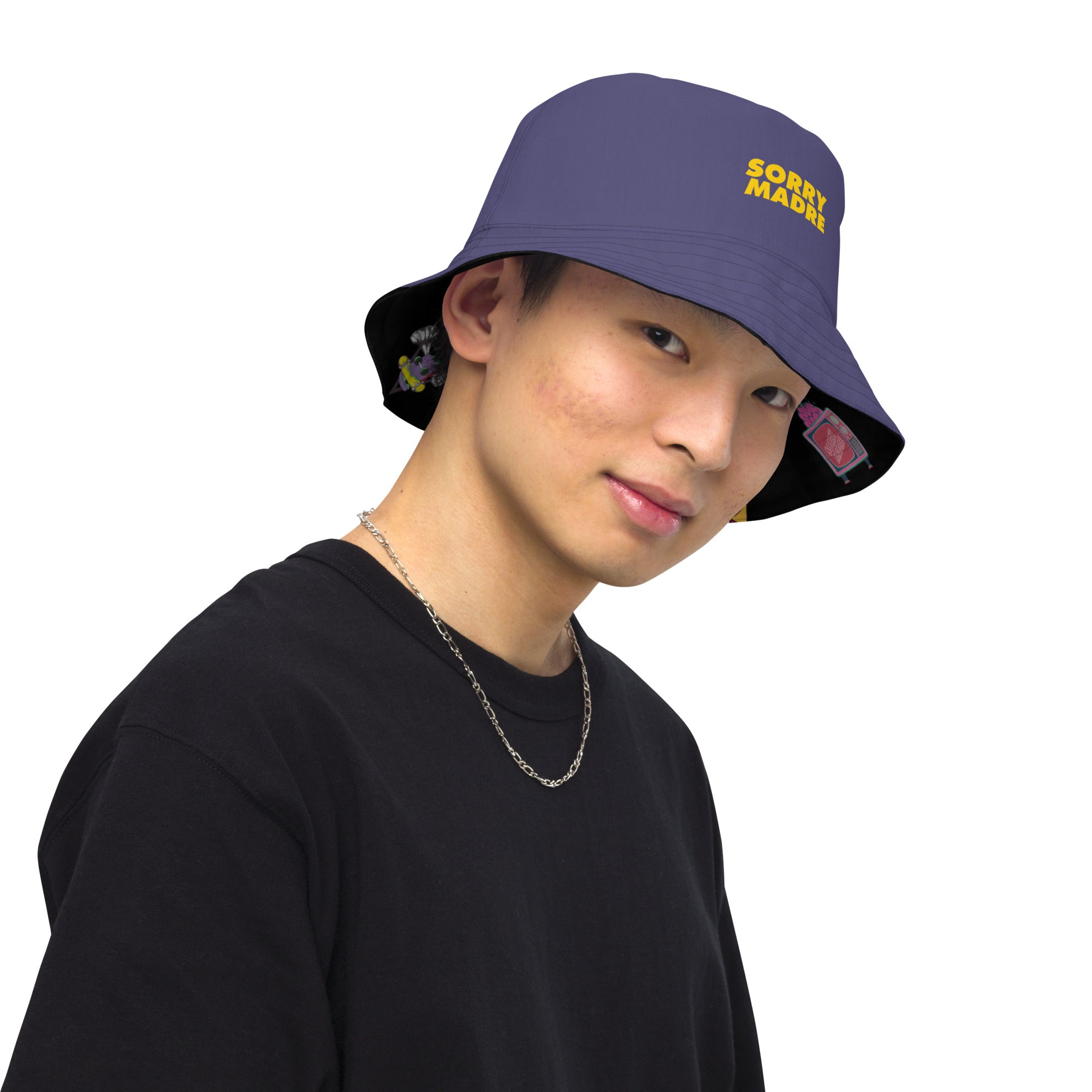 SorryMadre | Reversible bucket hat