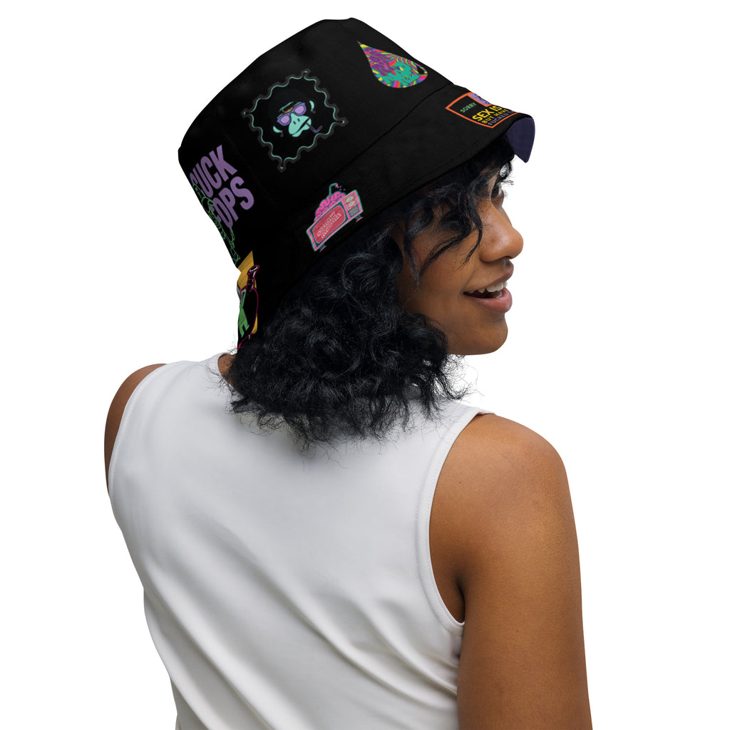 SorryMadre | Reversible bucket hat